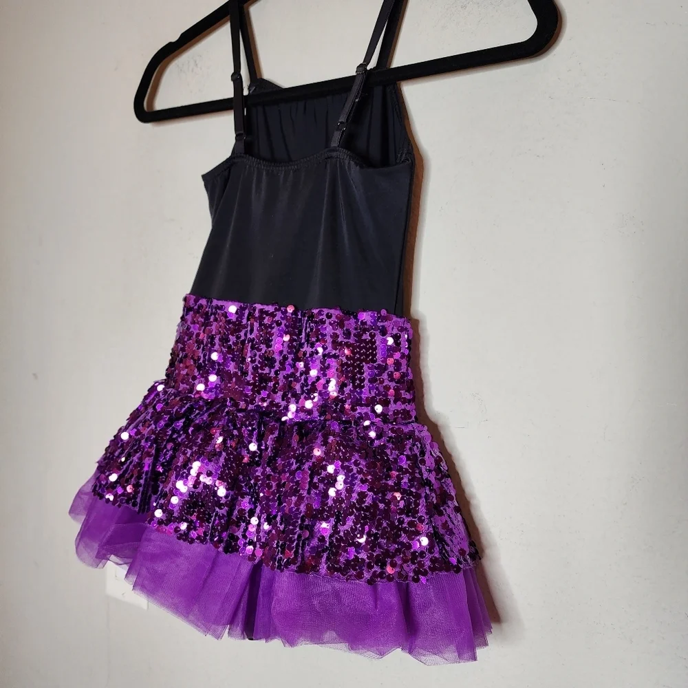 Weissman kids dance costume. Black‎ purple sequin. Size MC (10/12)